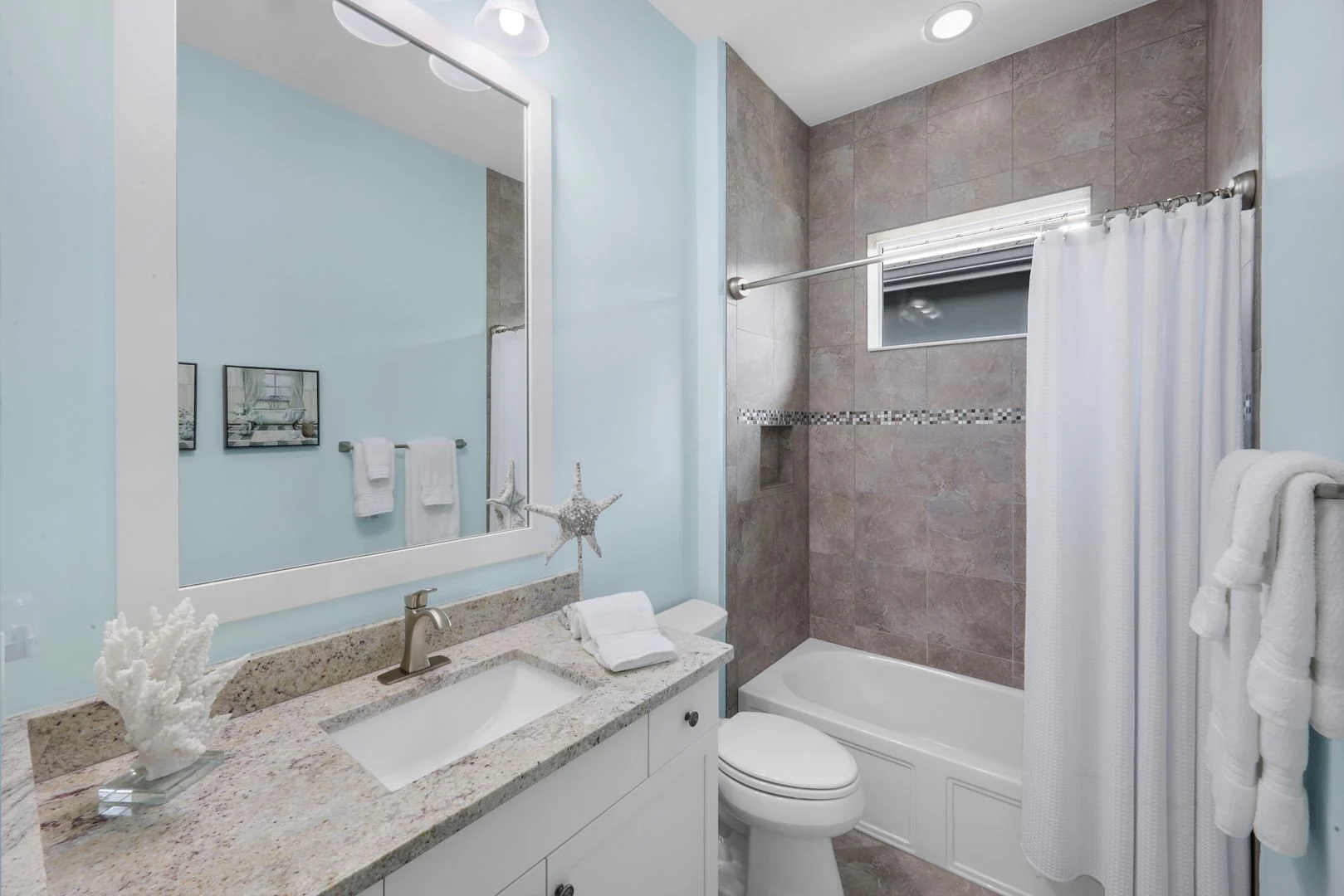 6475 Warwick Ave, Naples, FL 34113 (31)