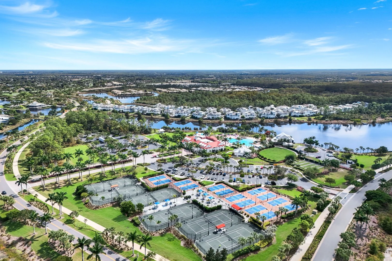 6475 Warwick Ave, Naples, FL 34113 (48)