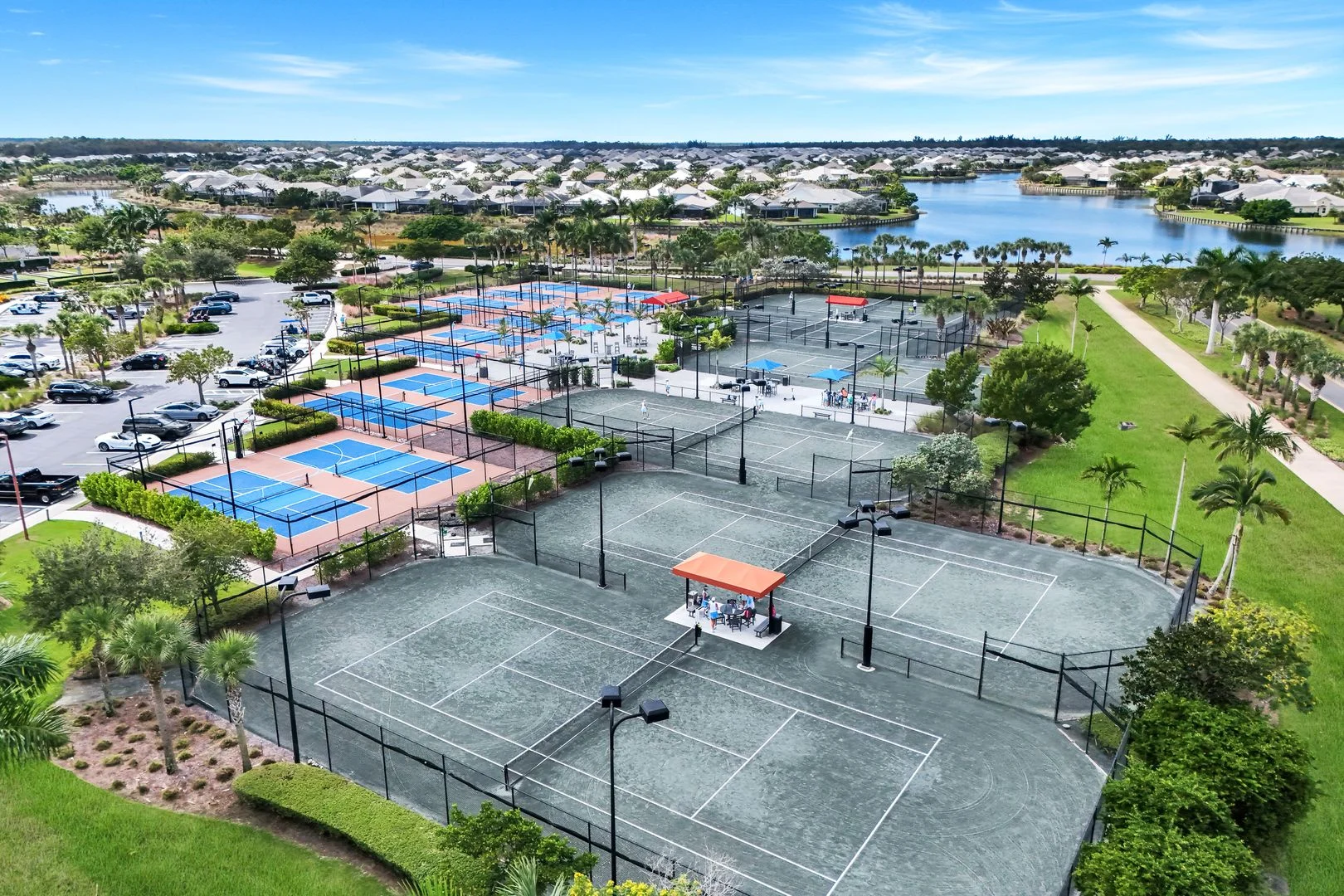 6475 Warwick Ave, Naples, FL 34113 (50)