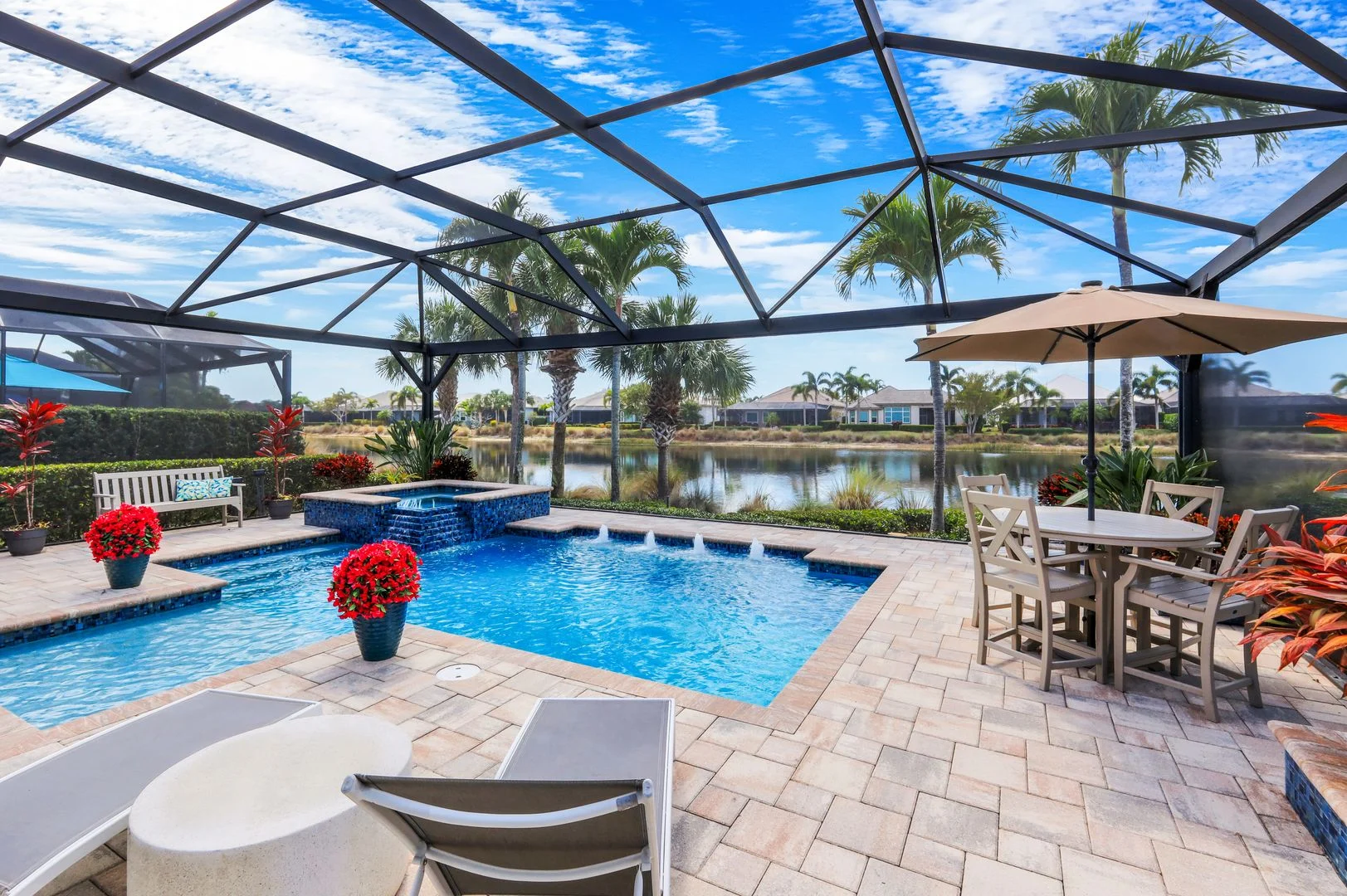 6475 Warwick Ave, Naples, FL 34113 (60)